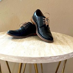 Steve Madden black oxfords size 7.5 Mens
